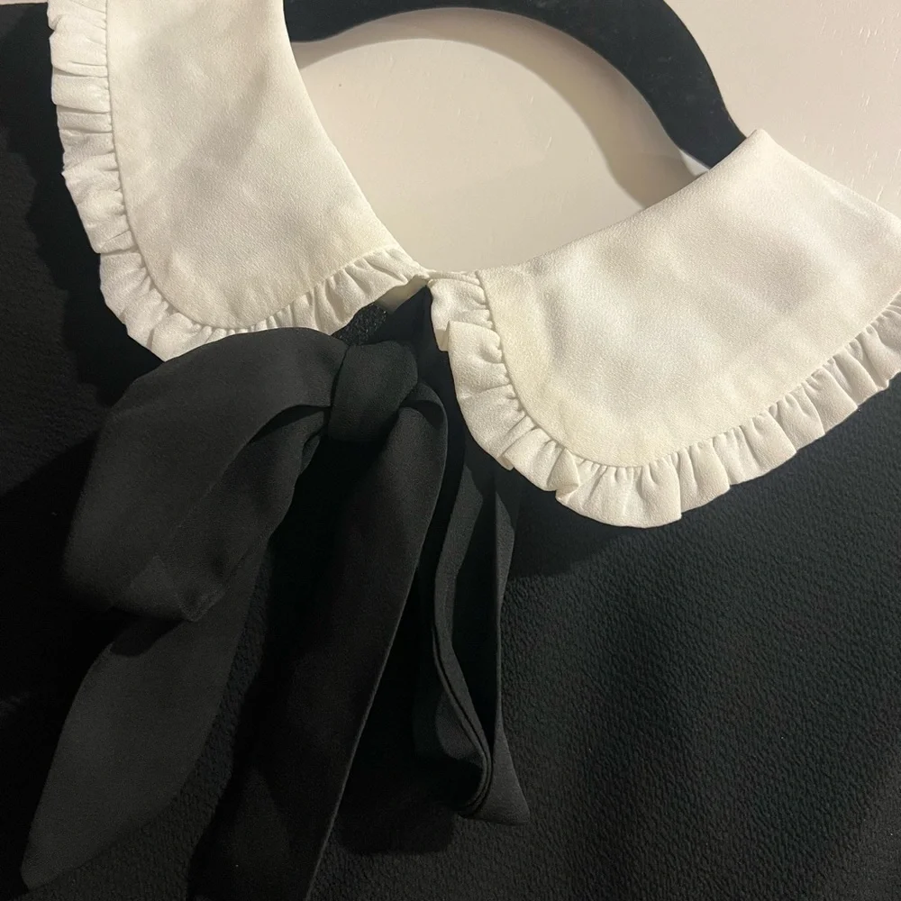CeCe Goth Black Blouse with White Peter Pan Collar - Picture 2 of 3